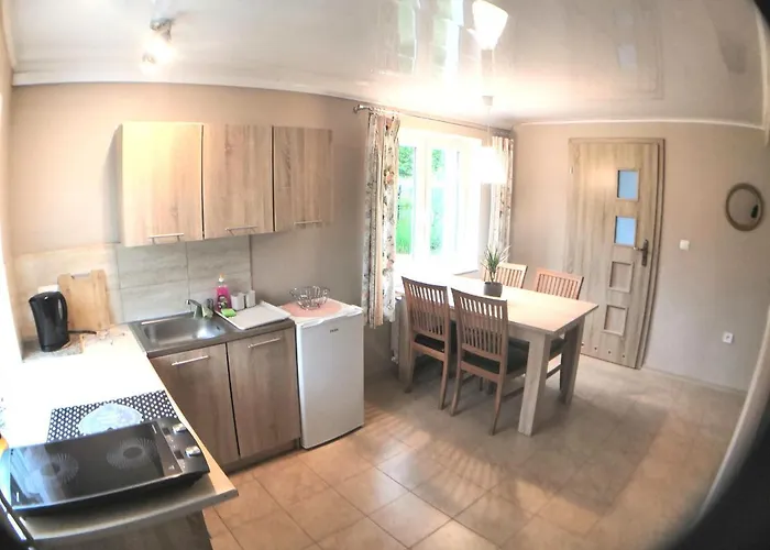 U Andrzeja, Parking W Cenie!! Rum i privatbostad