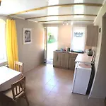 Alloggio in famiglia U Andrzeja, Parking W Cenie, Adults Only!!