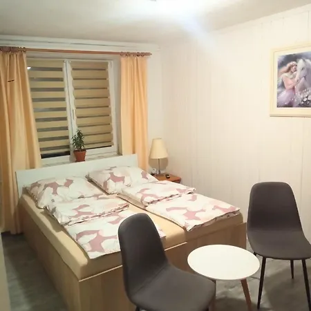 U Andrzeja, Parking W Cenie!! ホームステイ